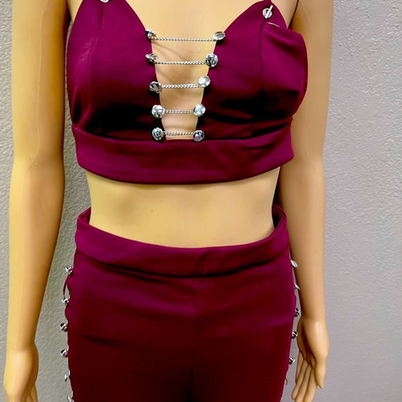Burgundy 2pc chain link set - Picture 5 of 7